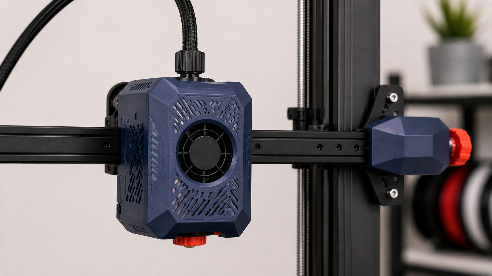 Detalle de compensación de vibraciones para impresión rápida en la Anycubic Kobra 2 Pro