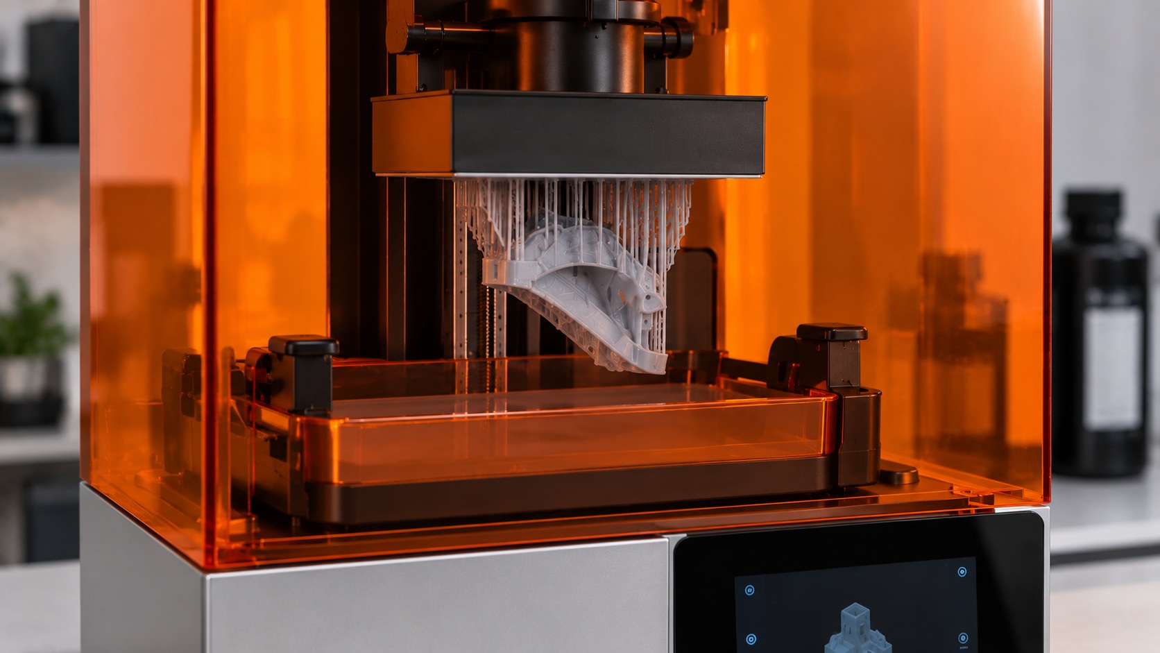 Detalle del tanque y sistema de impresión de la Formlabs Form 4