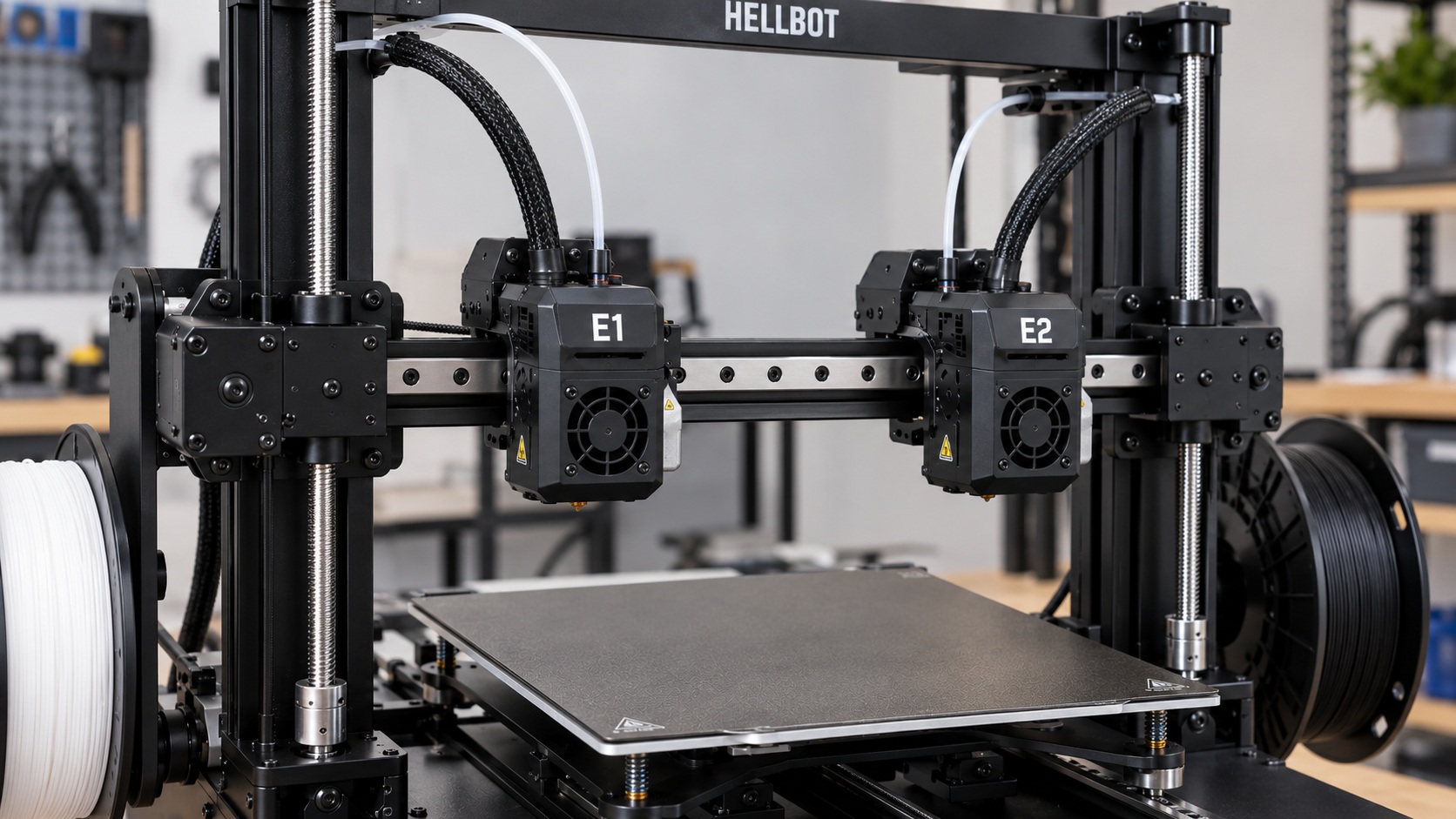 Detalle de los dos extrusores IDEX de la Hellbot Hidra